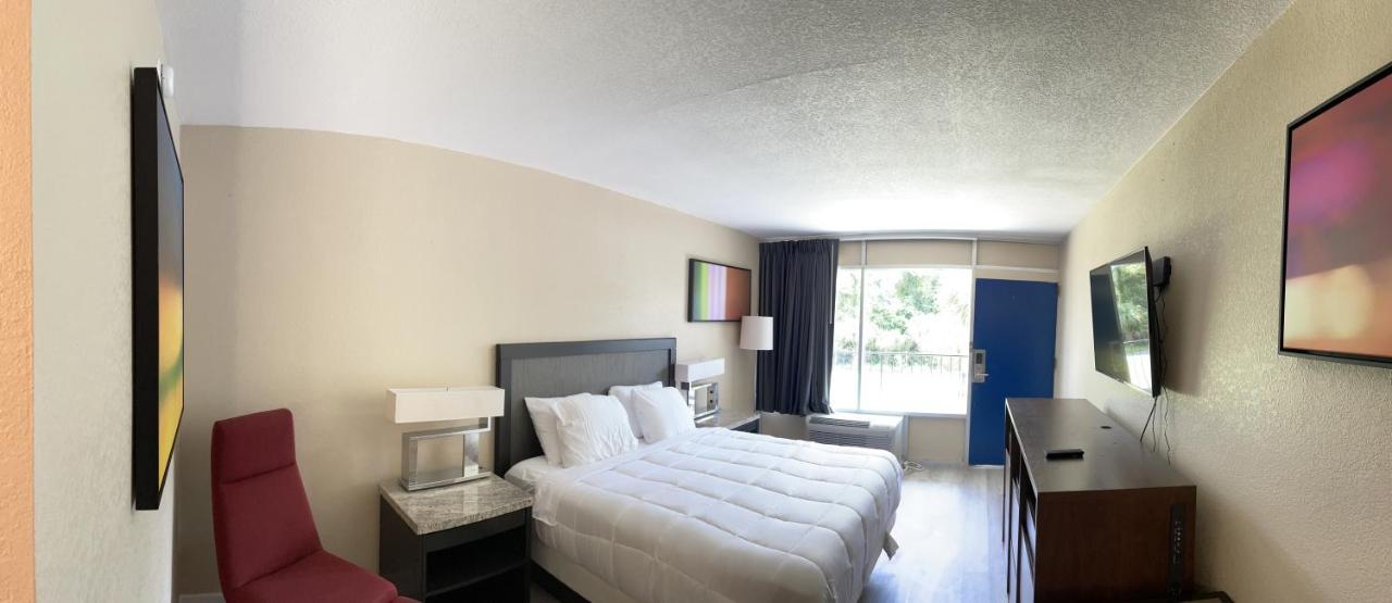 Econo Lodge Jennings Bagian luar foto